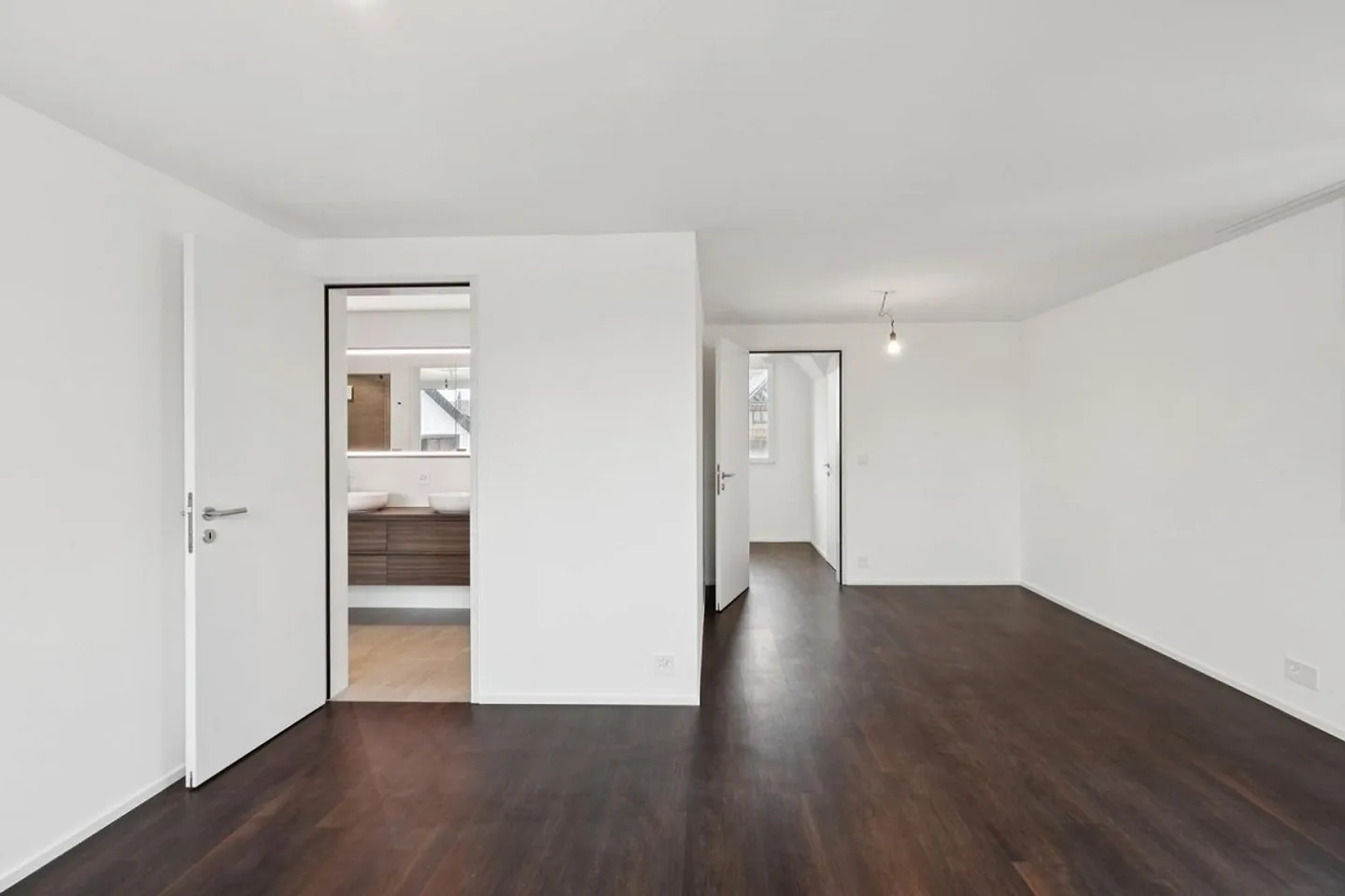 Una casa straordinaria con molto spazio per vivere - Foto 8 di 13