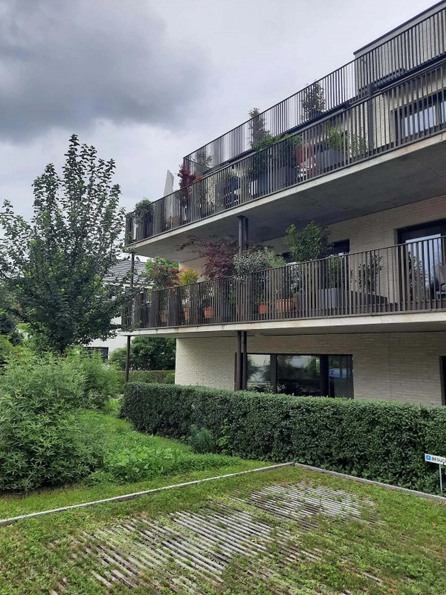 Appartamento con giardino in cooperativa abitativa a Arlesheim - Foto 4 di 10