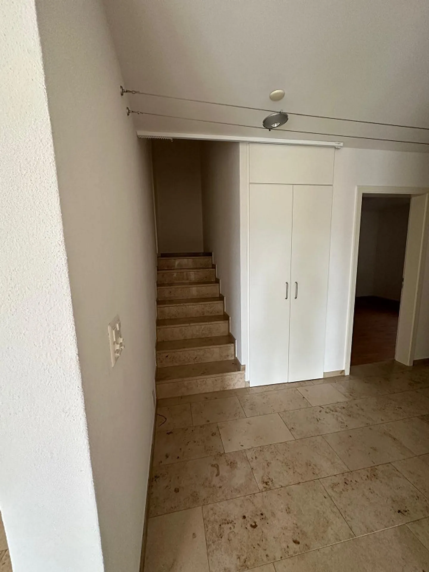 Subaffittuario per bell'appartamento di 3,5 stanze - Foto 11 di 11