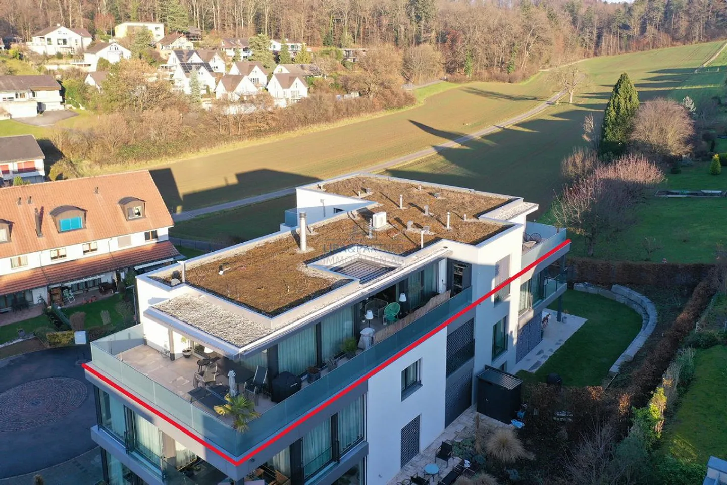 Appartement Attique de Luxe avec Terrasse - Photo 1 sur 14