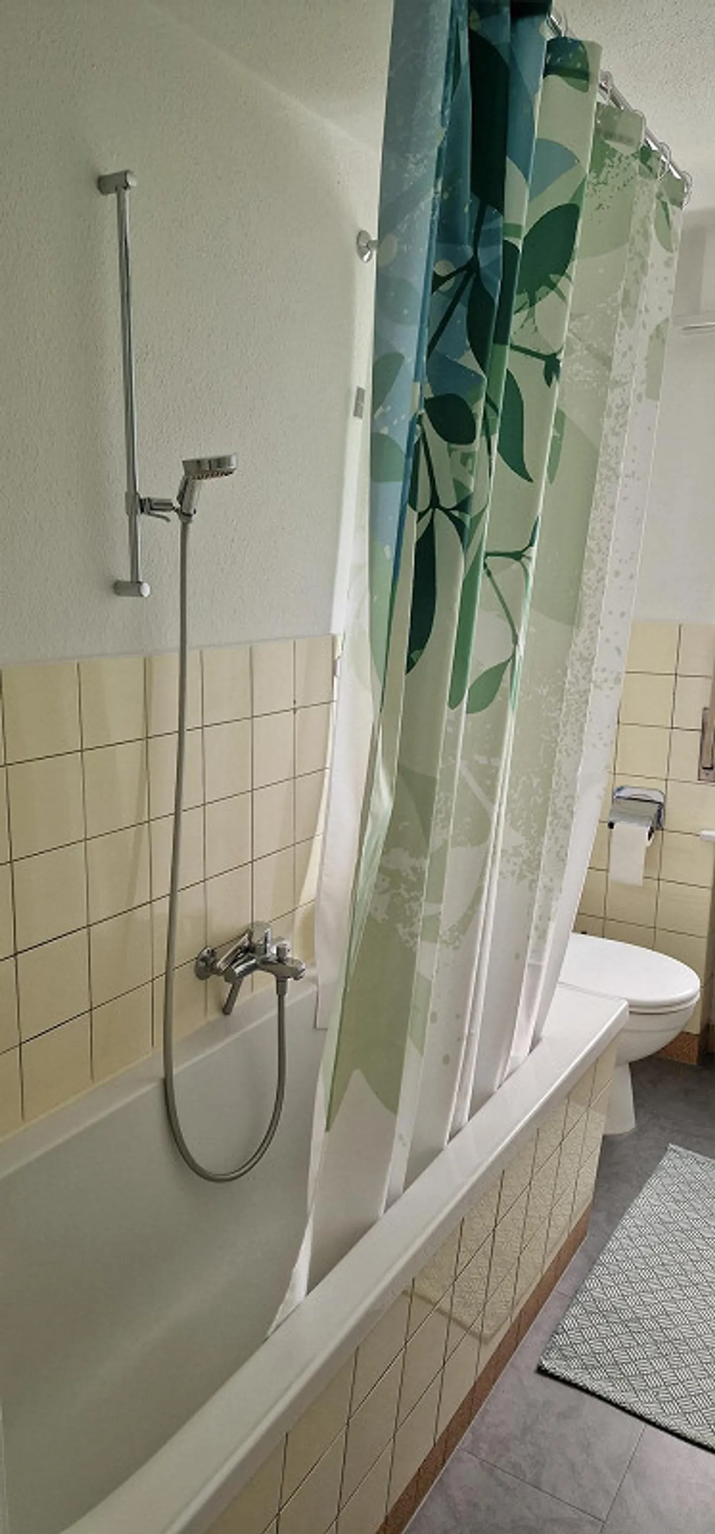 Sonnige 4-Zimmer Wohnung mit Garten - Foto 7 von 17