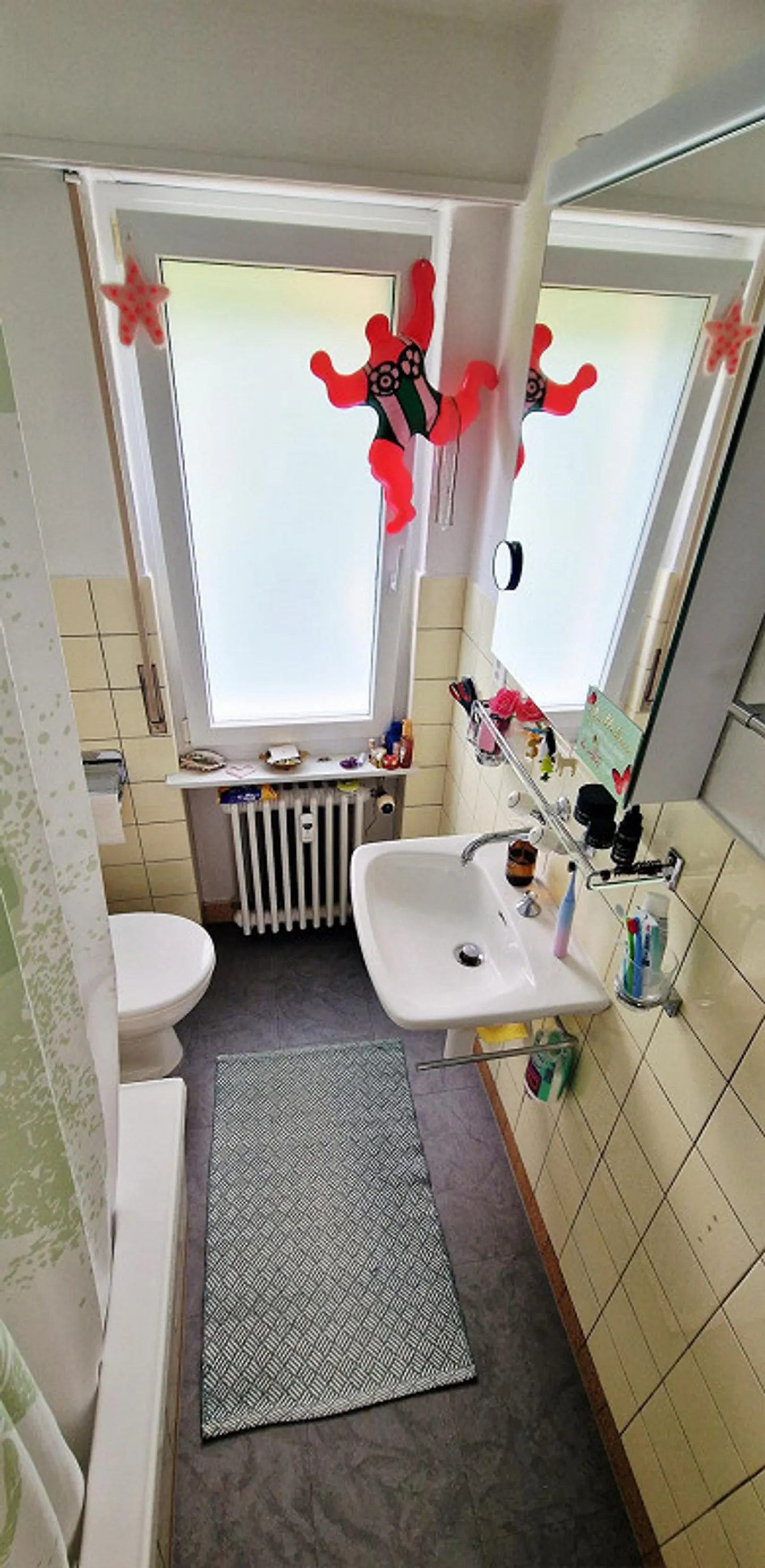 Sonnige 4-Zimmer Wohnung mit Garten - Foto 8 von 17