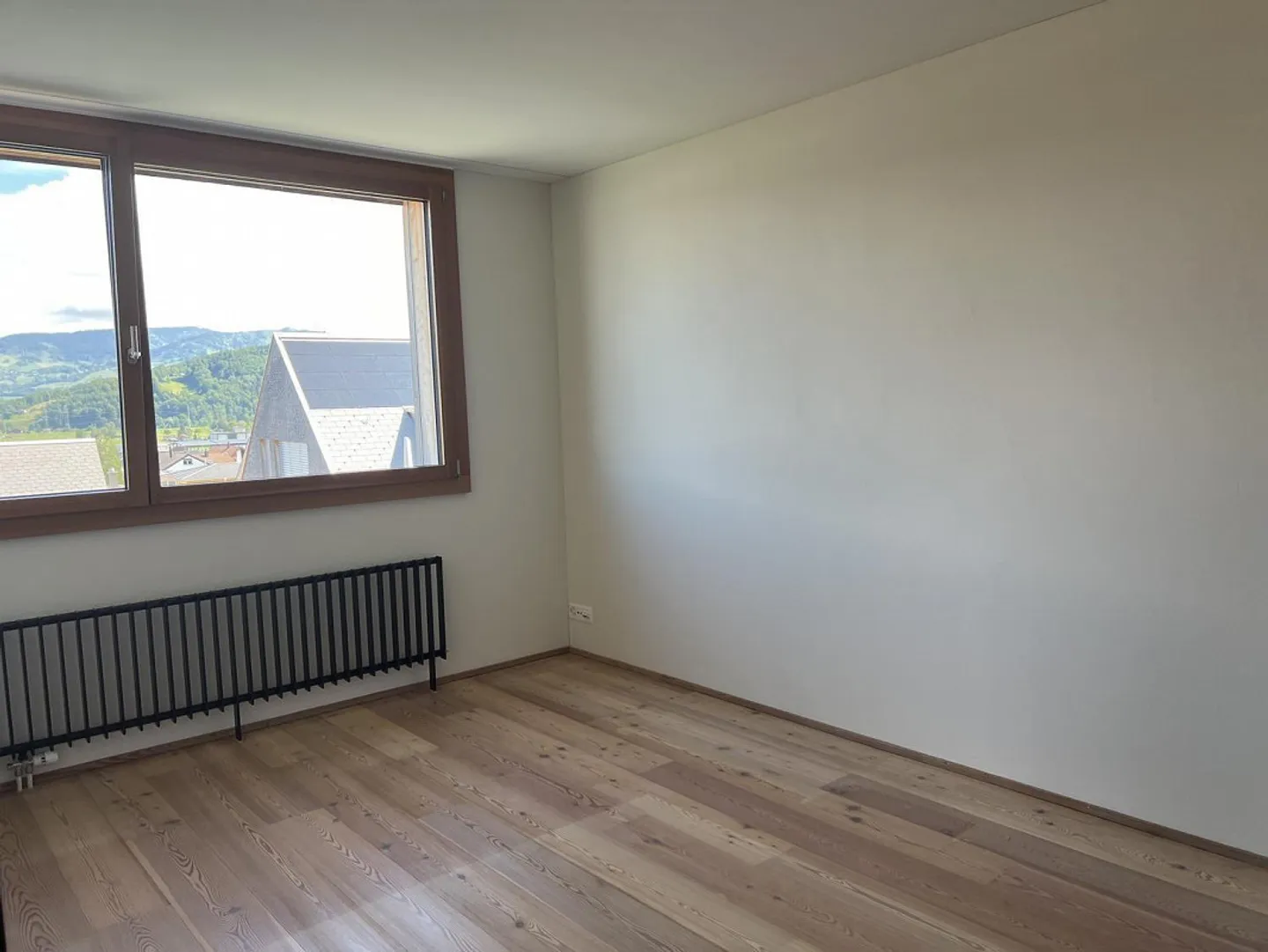 Appartamento attraente di 2,5 stanze nel Solarhaus I - Foto 3 di 7