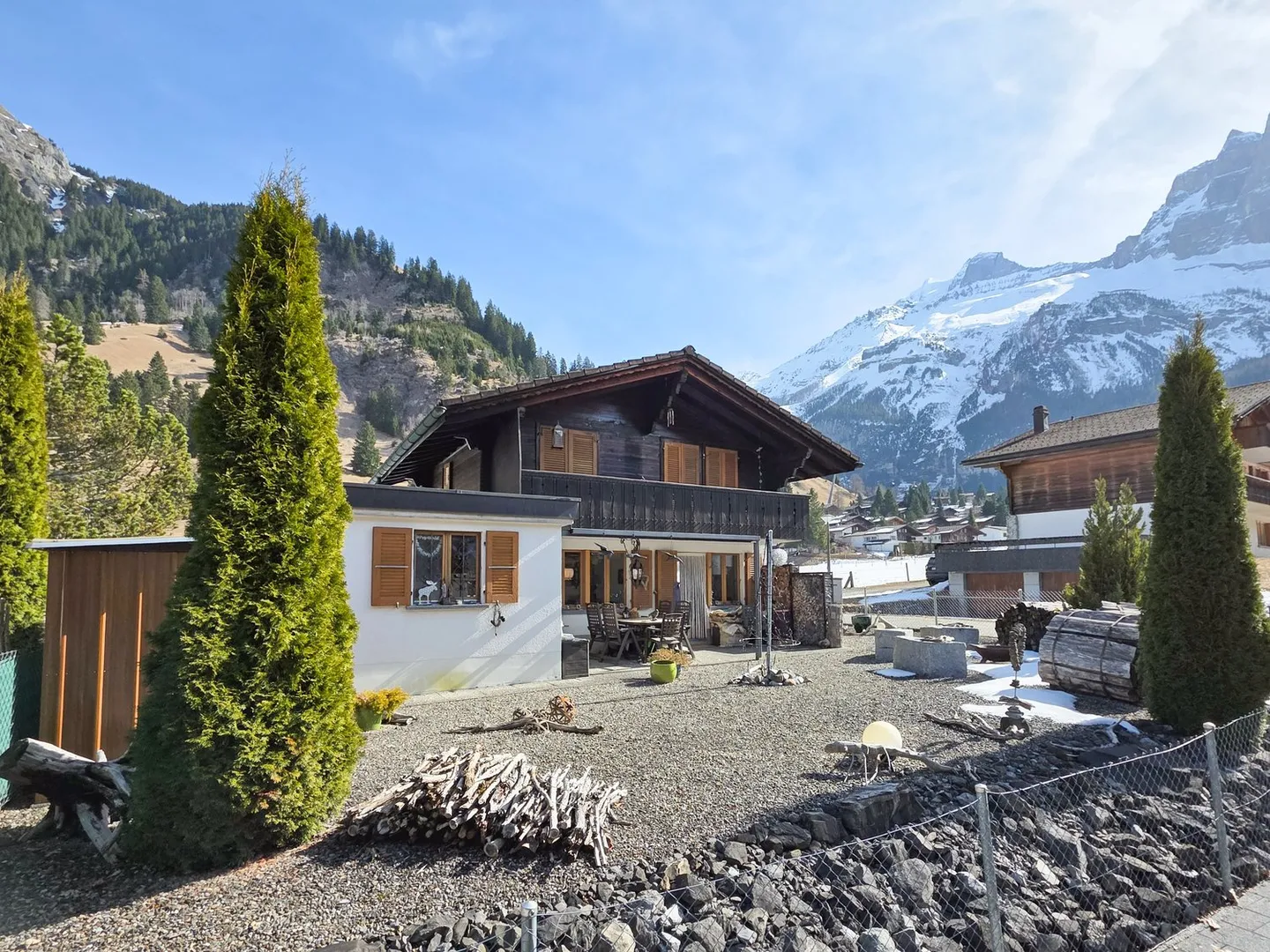 Charmantes 4-Zimmer-Chalet in ruhiger Lage von Kandersteg - Photo 38 of 40