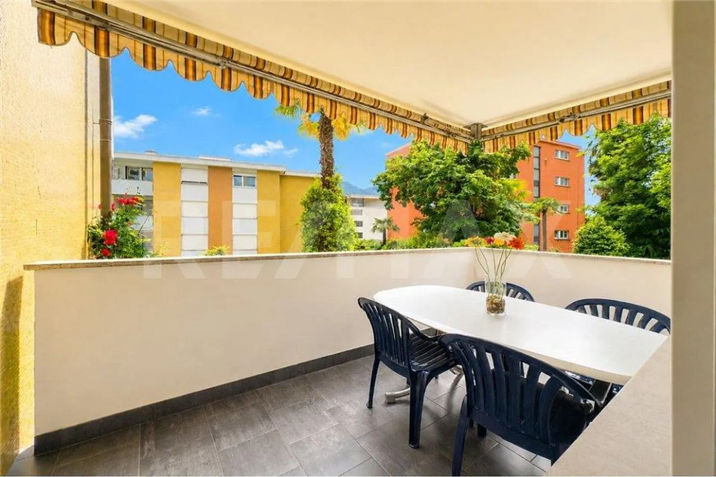 3,5-Zimmer-Wohnung mit Schwimmbad - Foto 5 von 13