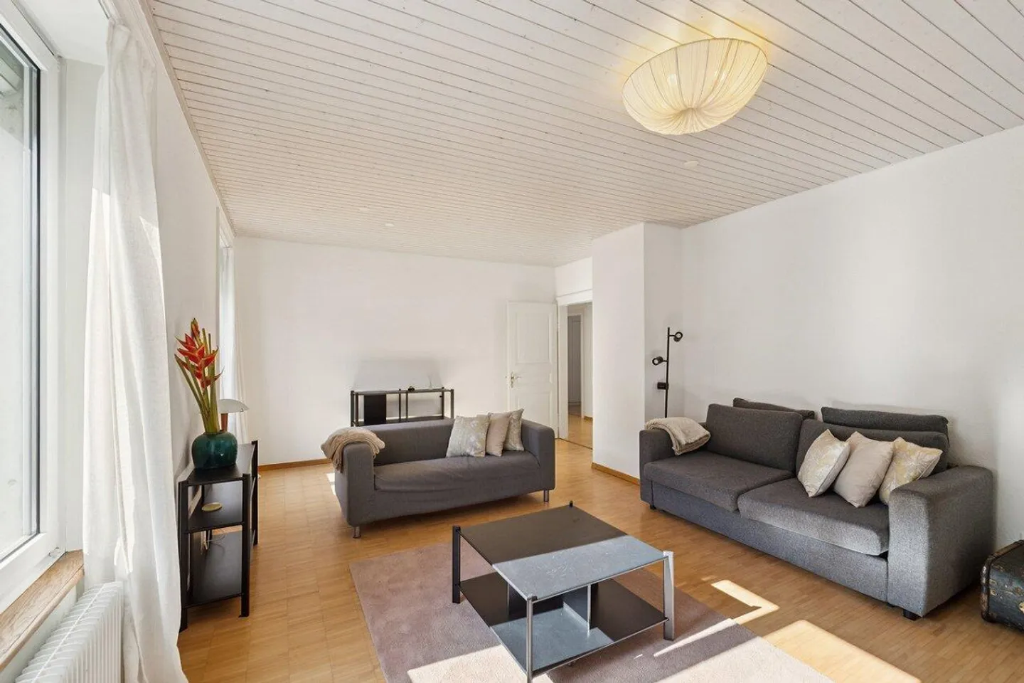 5-room condominium in the Rosental district - Photo 3 of 13