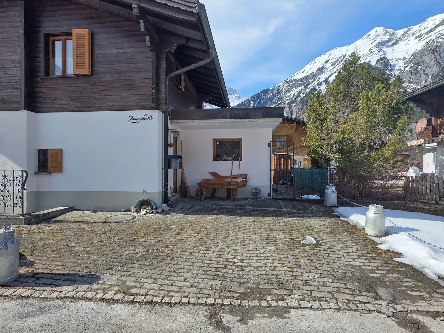 Charmantes 4-Zimmer-Chalet in ruhiger Lage von Kandersteg - Photo 35 of 40