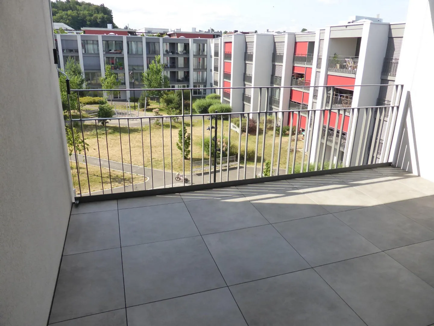 Appartement lumineux de 2,5 pièces au 3ème étage - Photo 8 sur 9