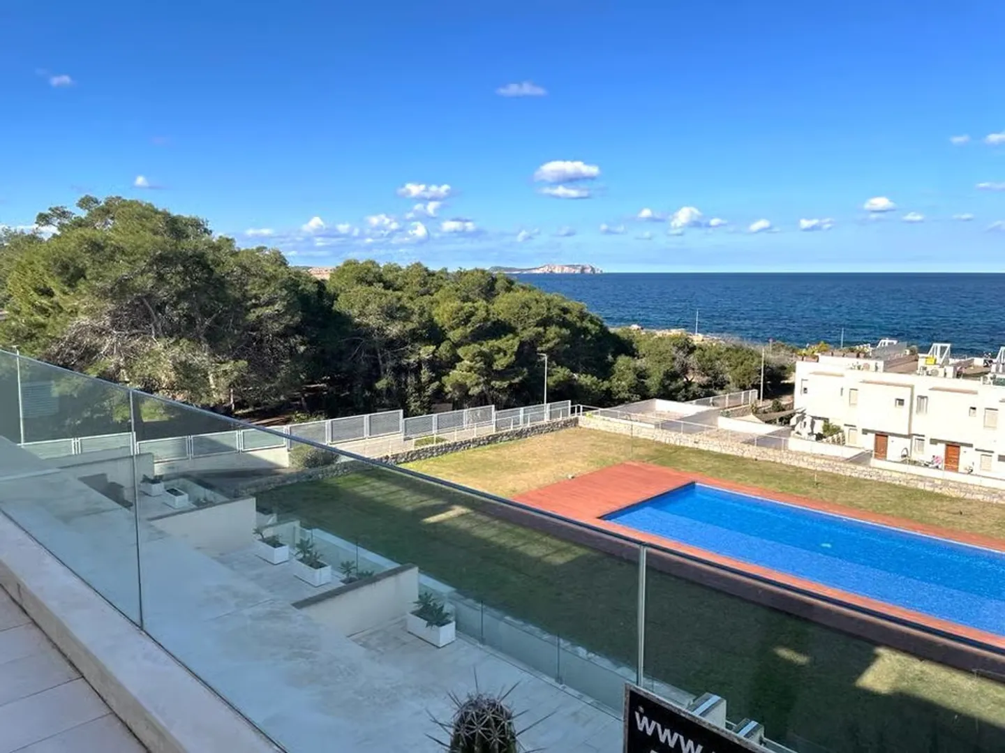 Ibiza - Apartment with stunning sea view - Photo 2 of 8