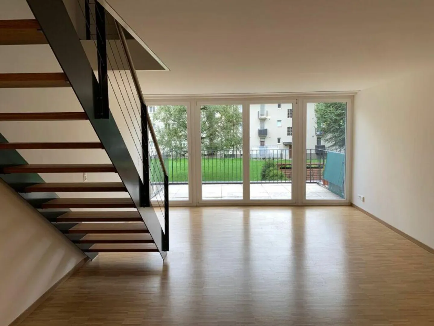 Appartamento duplex di 2½ stanze a Kriens - Foto 1 di 5