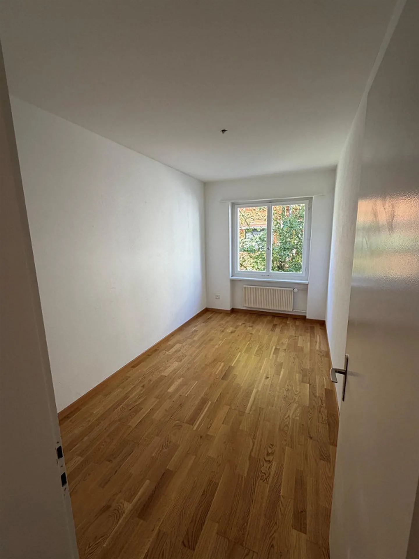 Appartamento 3.5 locali limitato fino al 31.03.2027 nel cuore di Flims - Foto 4 di 8