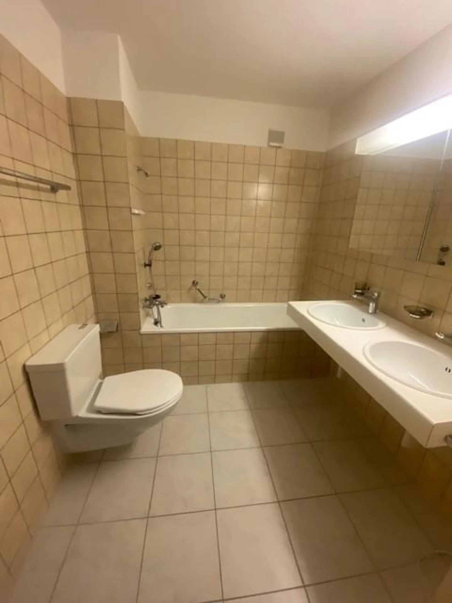 Vivere familiare e soleggiato - Foto 8 di 8