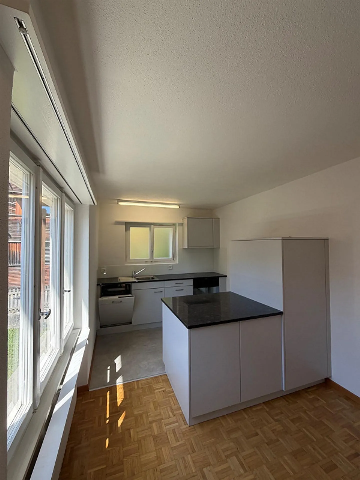 Appartamento 3.5 locali limitato fino al 31.03.2027 nel cuore di Flims - Foto 7 di 8