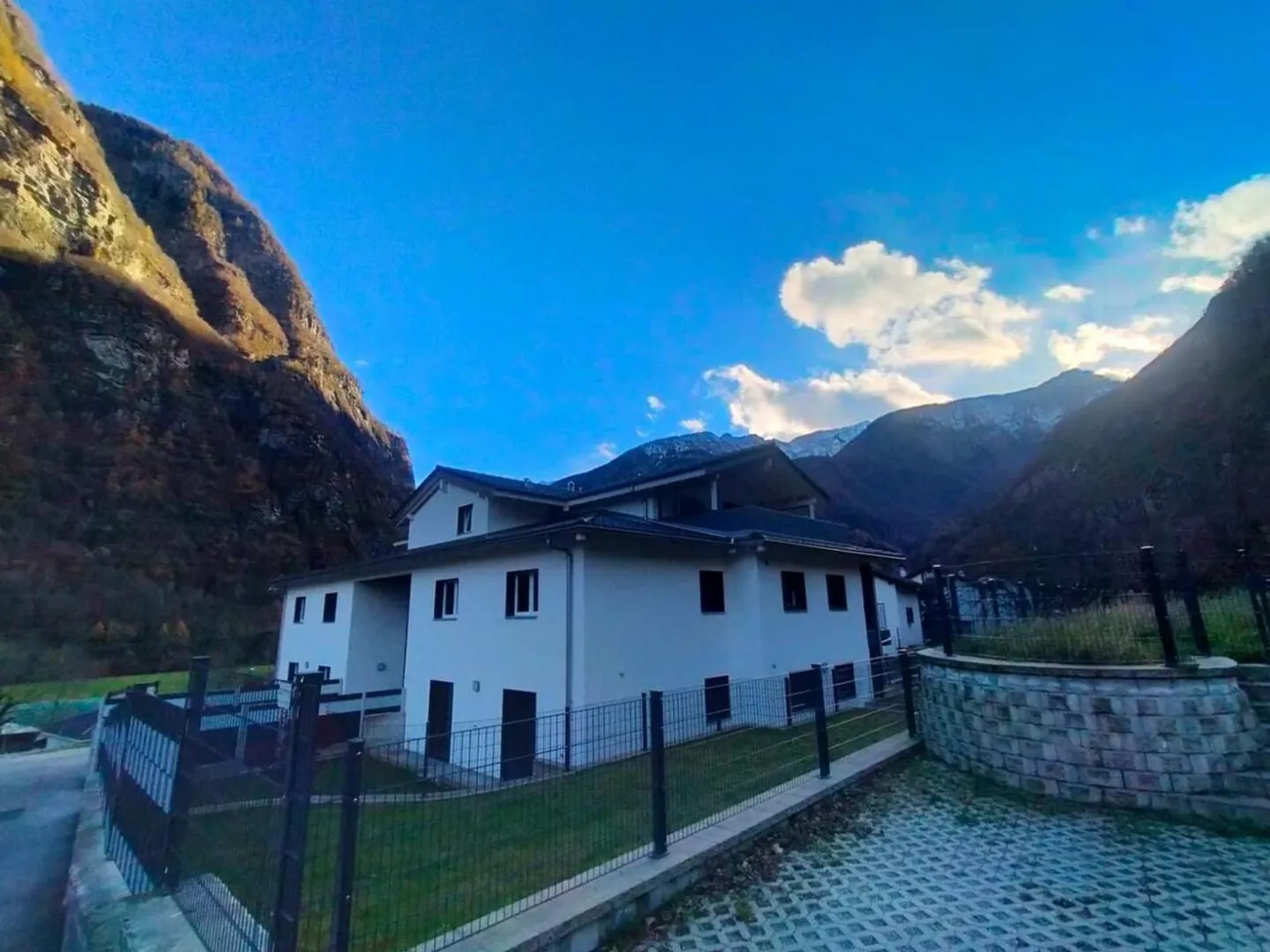 2 1/2-room apartment in a very quiet, sunny panoramic location / App... - Photo 9 of 11