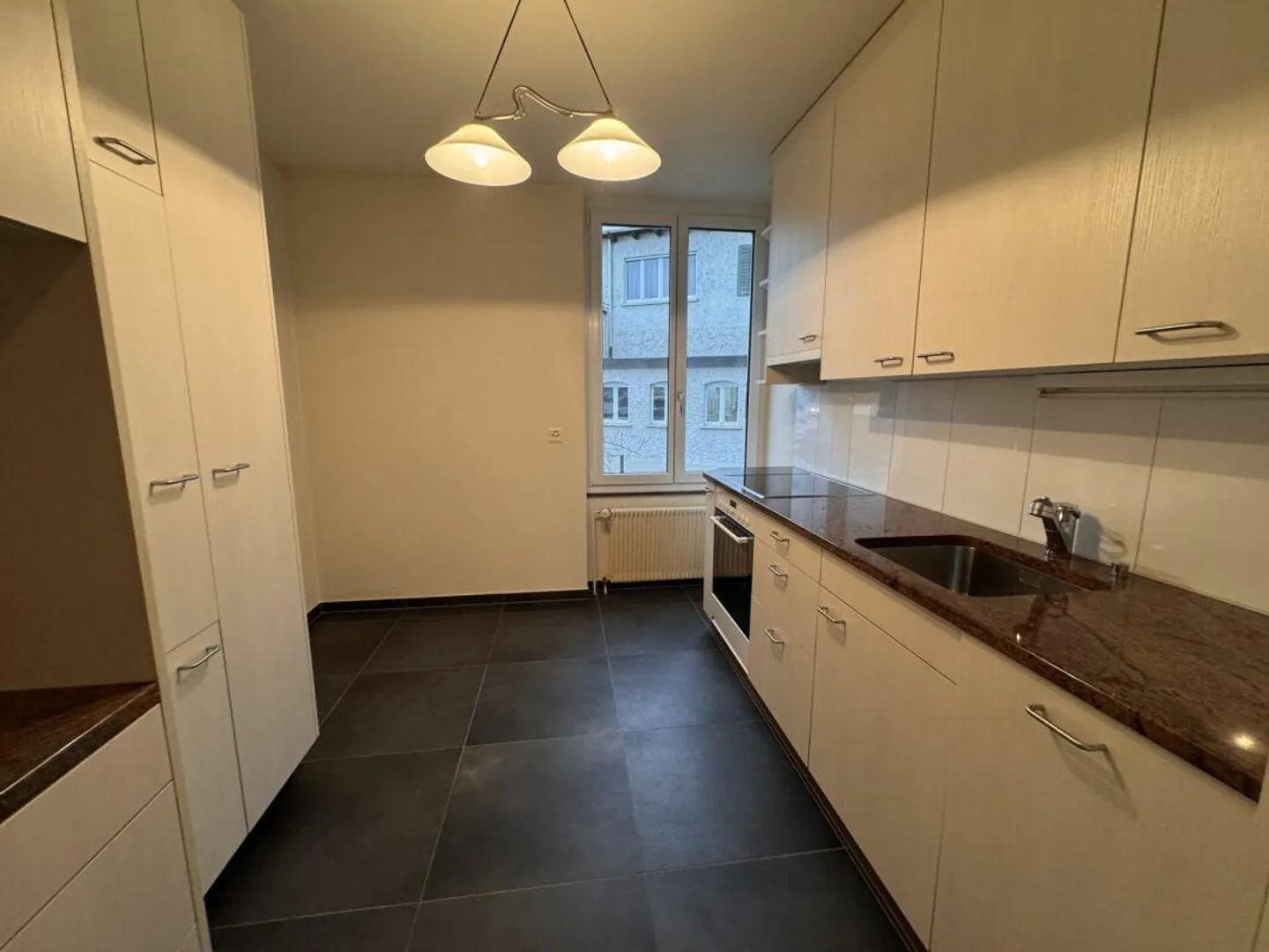 Practical 3.5-room apartment in a central location - Photo 1 of 7