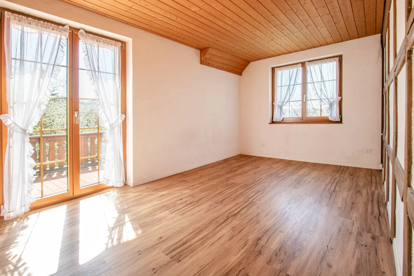 La tua nuova casa con potenziale - Casa di campagna idilliaca con riserva di costruzione - Foto 13 di 16
