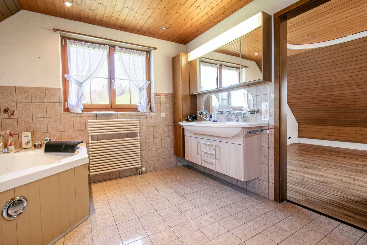 La tua nuova casa con potenziale - Casa di campagna idilliaca con riserva di costruzione - Foto 15 di 16