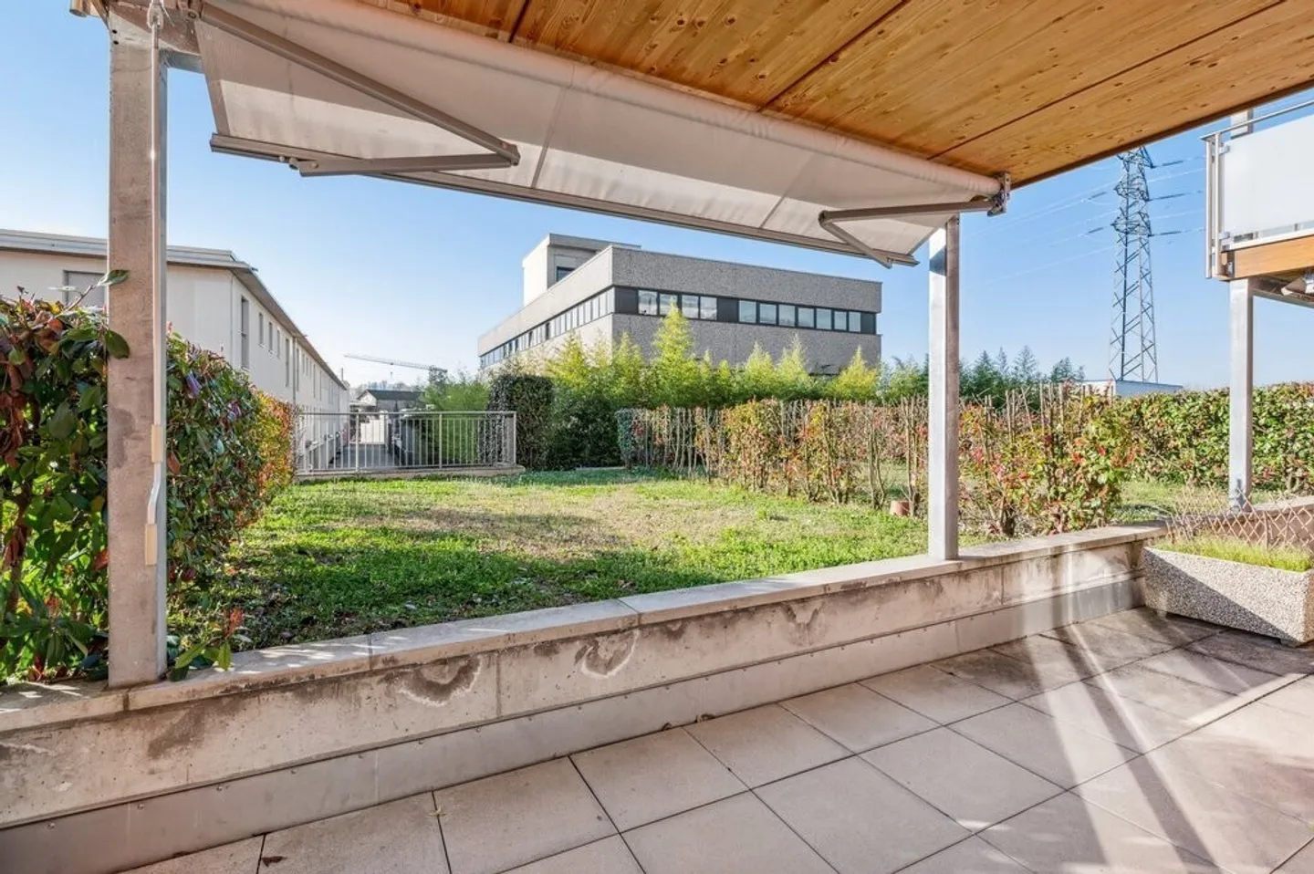 Helle 3,5-Zimmer-Wohnung nur wenige Schritte von allen Dienstleistungen in Mendrisio - Foto 1 von 8