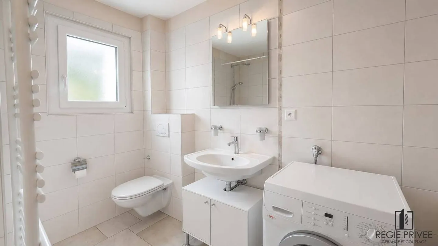 Superbe 2.5-Zimmer-Wohnung mit Seeblick - Foto 8 von 10