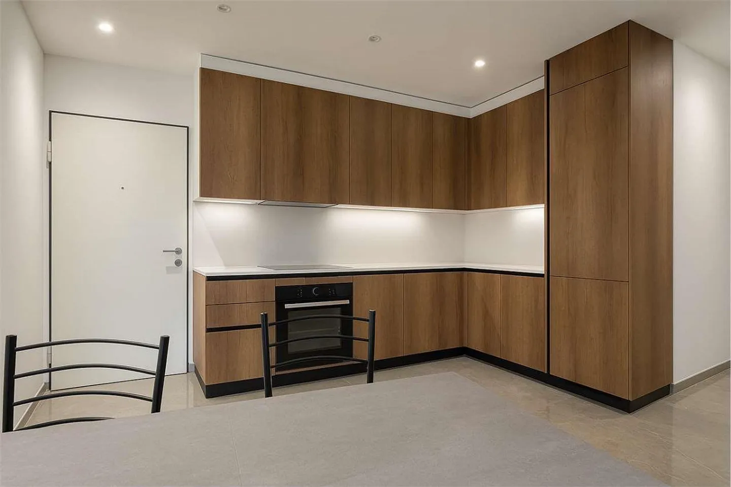 Modern 2.5 rooms - Photo 3 of 11