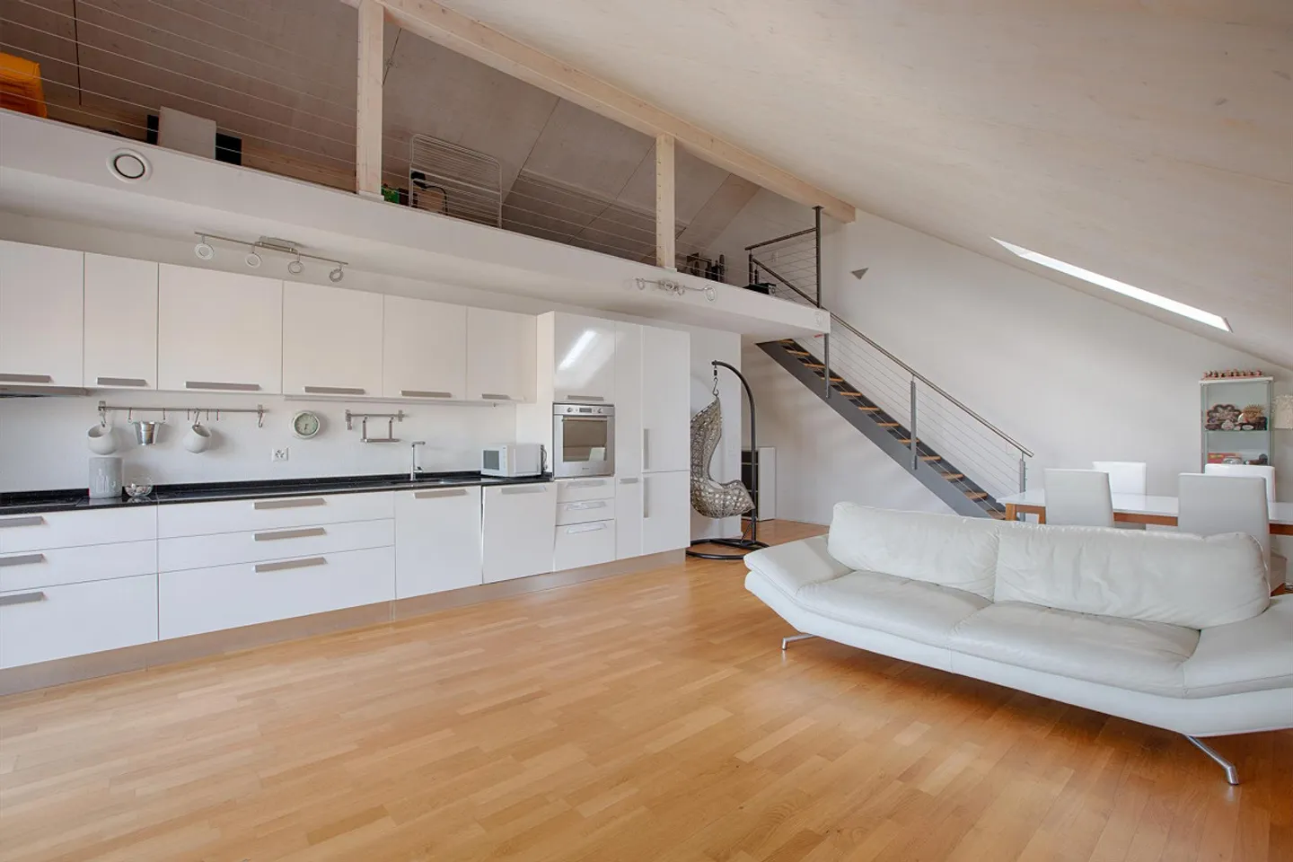 Wunderschöne Attika-Wohnung - Foto 2 von 13