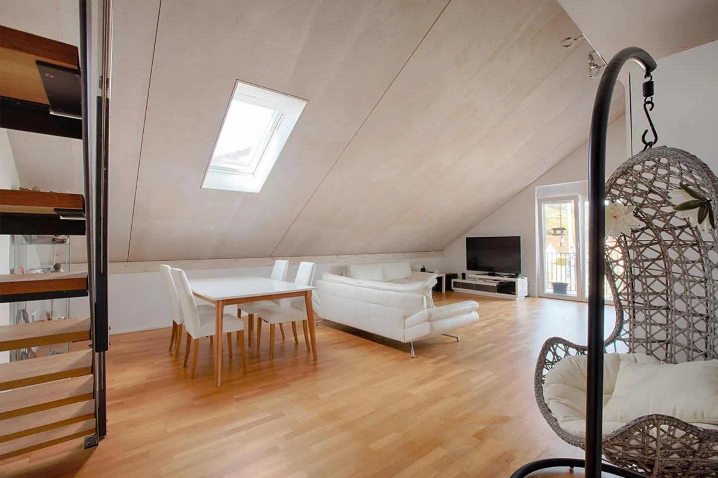 Wunderschöne Attika-Wohnung - Foto 3 von 13