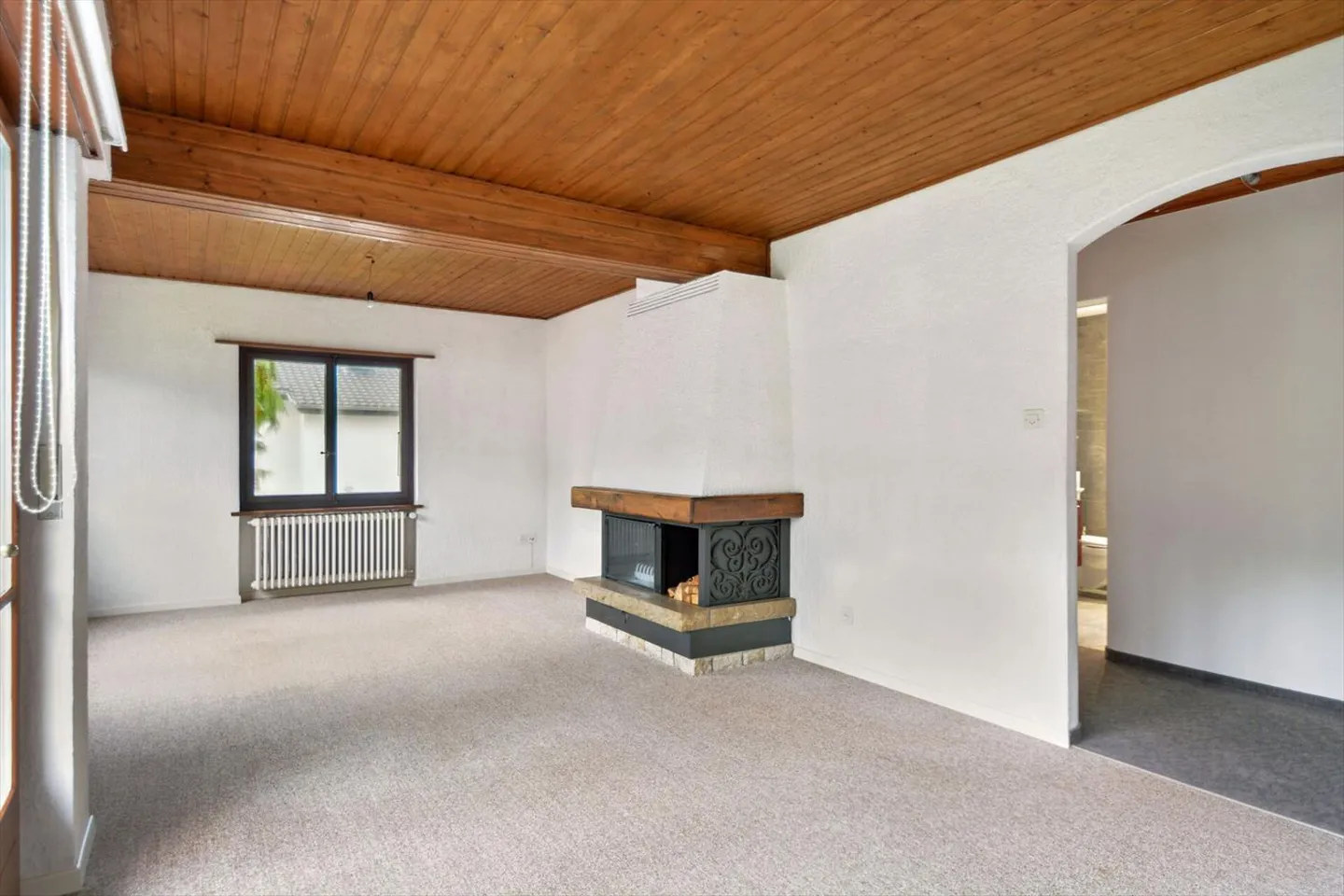 Malleray, schönes Einfamilienhaus mit Garten und Garage - Foto 4 von 13