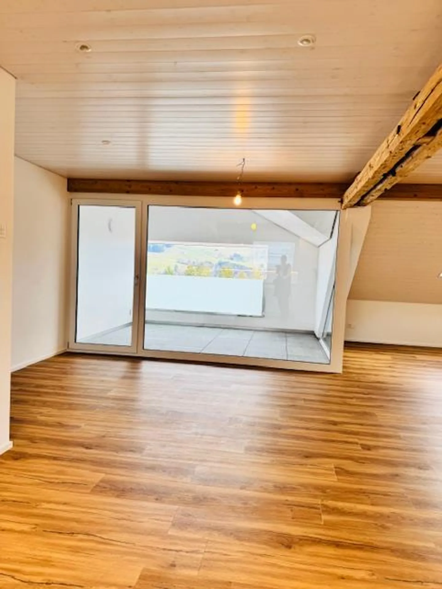 Helle 3.5 Zimmer Attique - Foto 9 von 13