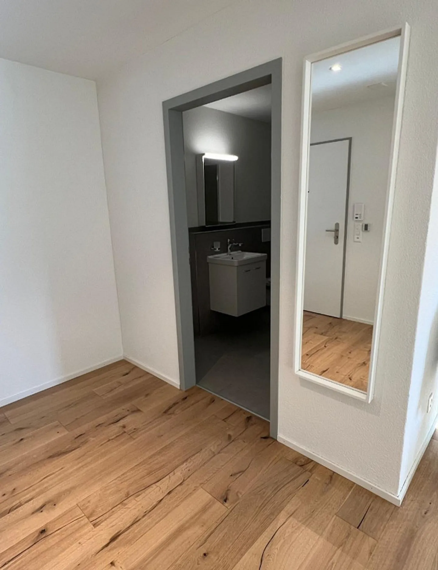 Appartamento di 1,5 stanze al piano terra in affitto - Foto 6 di 11