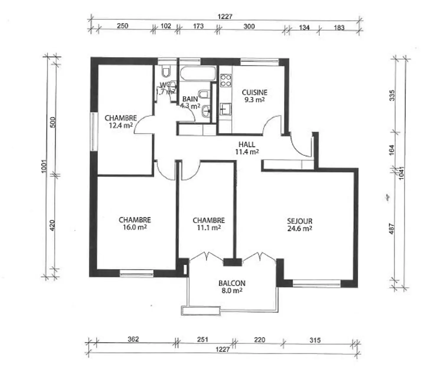 Magnificent 4.5 Room Renovated - Photo 10 of 10