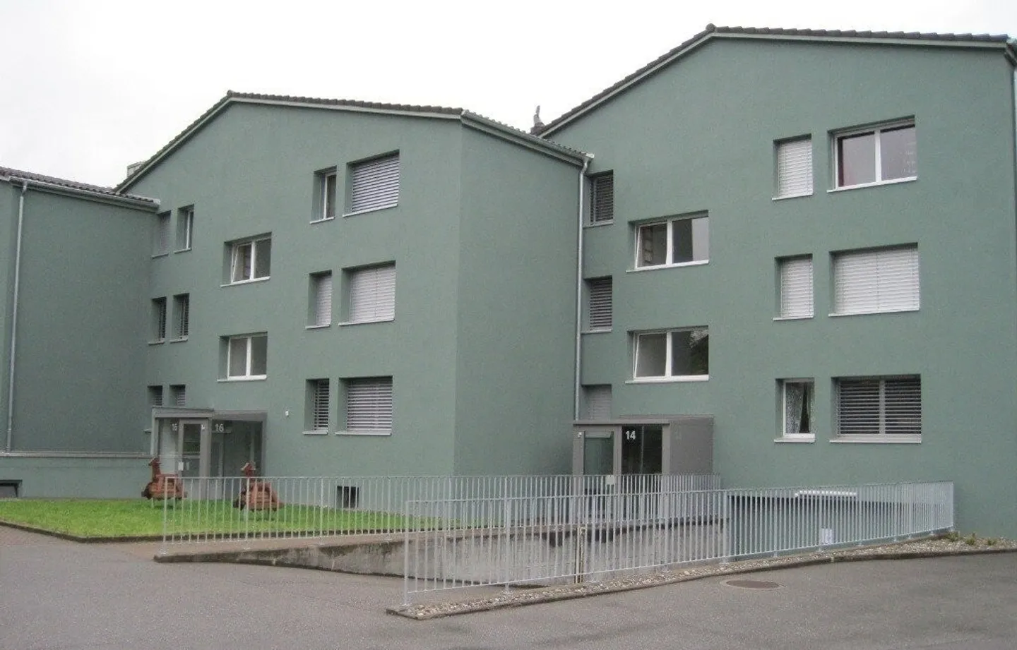 Parkplatz im Freien mieten - Foto 1 von 2