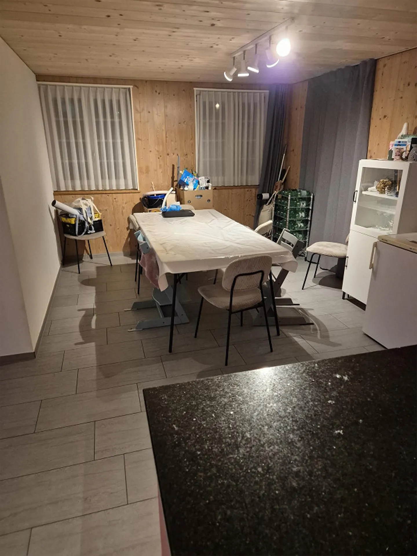 Spacious 4.5-Room Apartment Ideal for Families and Couples - Photo 2 of 16