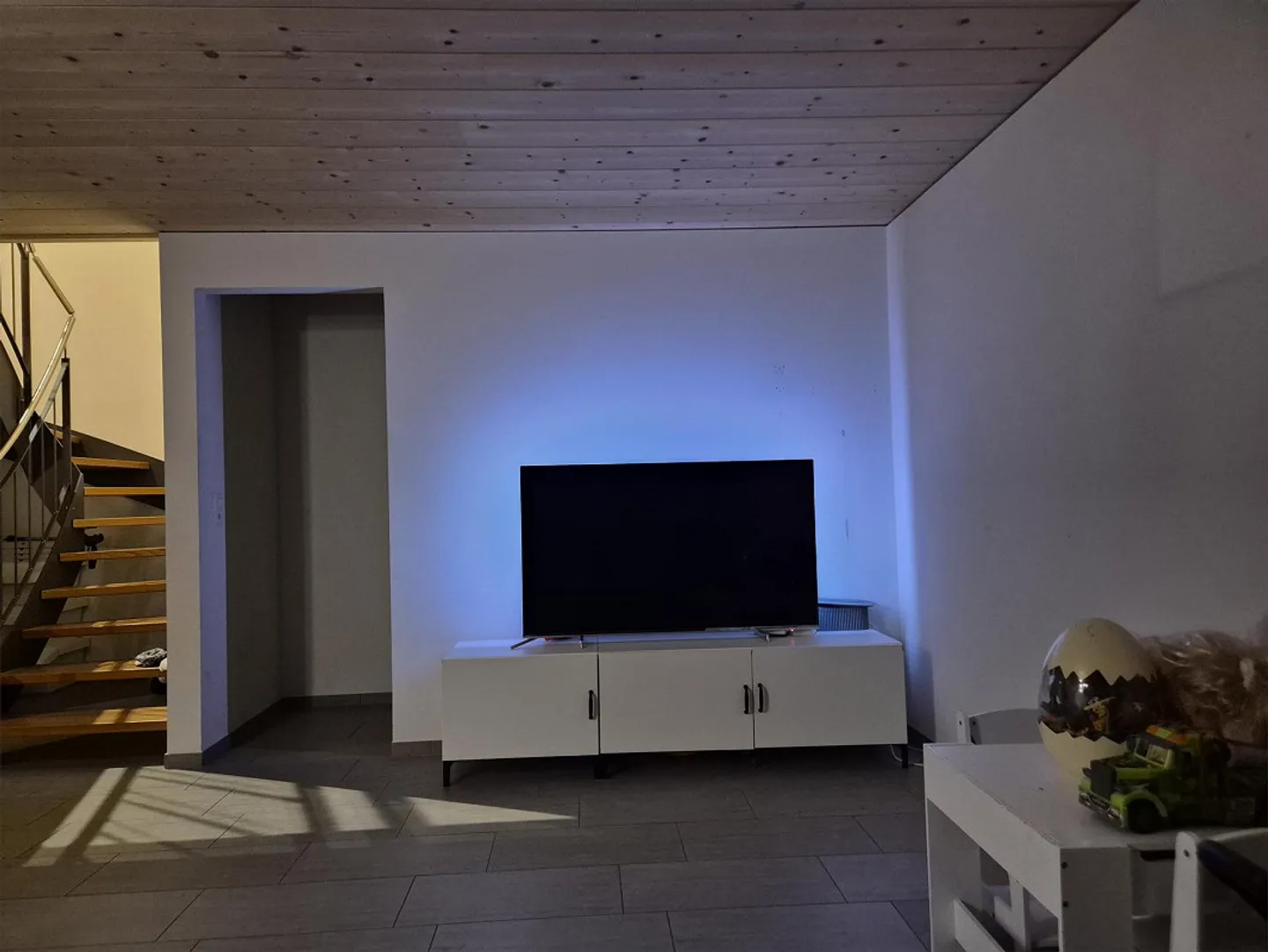 Spacious 4.5-Room Apartment Ideal for Families and Couples - Photo 4 of 16