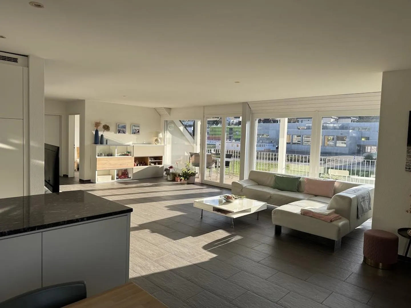 Appartamento Familiare Unico in una Posizione Centrale e Tranquilla - Foto 1 di 14