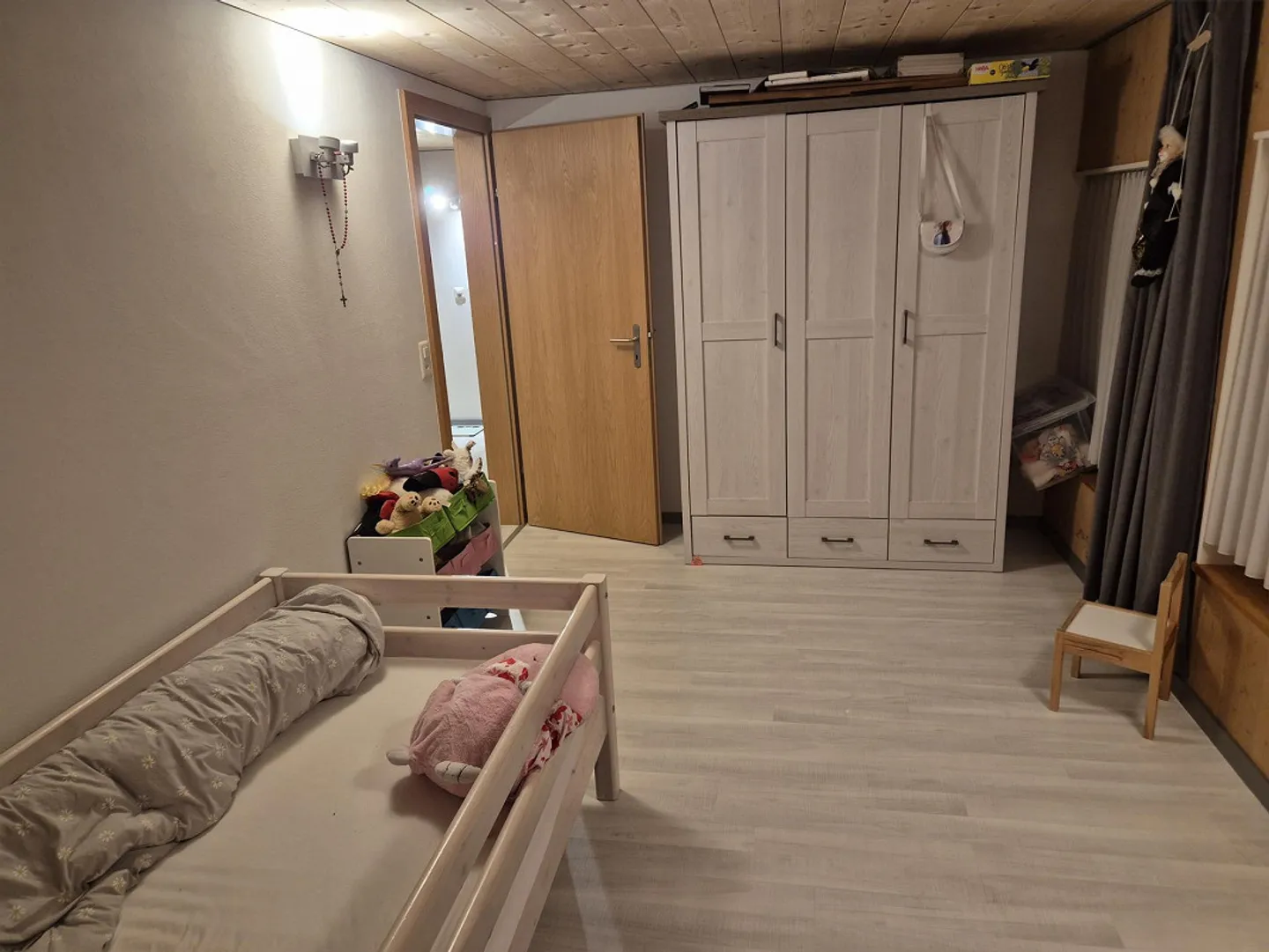 Spacious 4.5-Room Apartment Ideal for Families and Couples - Photo 11 of 16