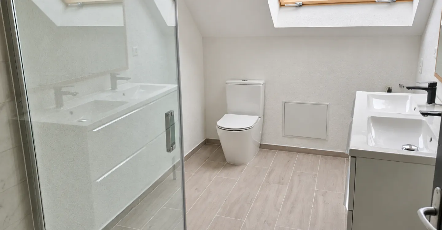Geräumiges Loft zur Miete in Courtedoux - Foto 8 von 11
