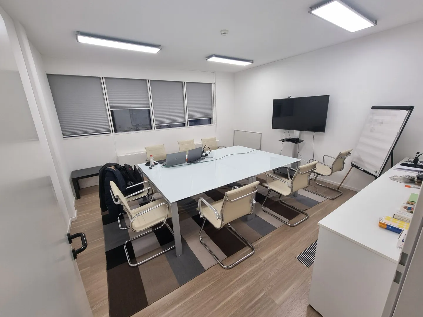 Representative for Representation Office Wanted - Photo 4 of 4