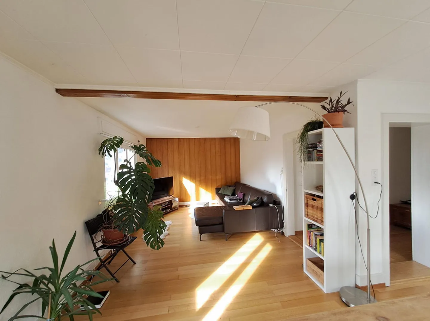 Looking for a new tenant from 01.02.2026 for a 4.5 room penthouse apartment - Photo 2 of 6