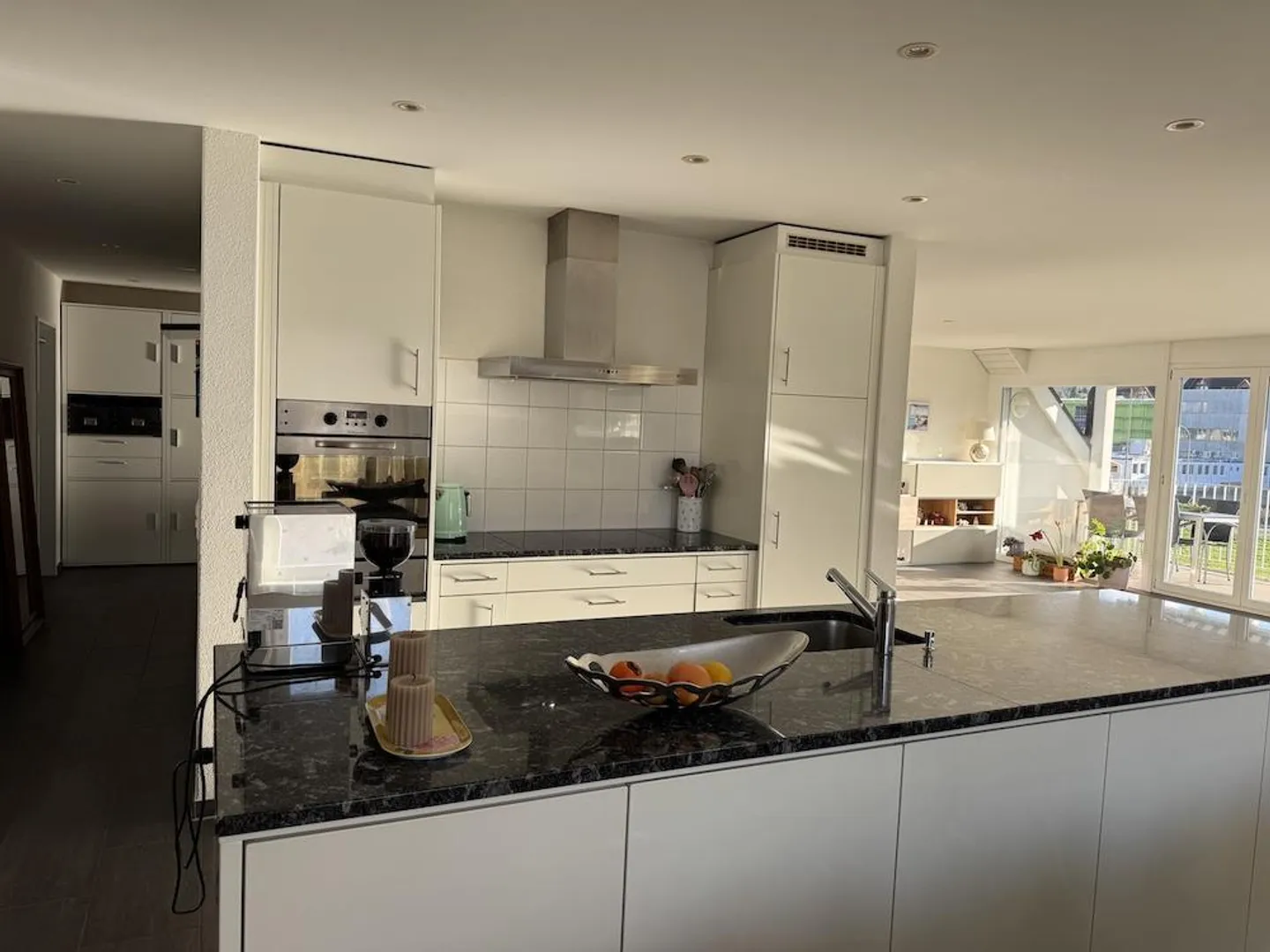 Appartamento Familiare Unico in una Posizione Centrale e Tranquilla - Foto 7 di 14