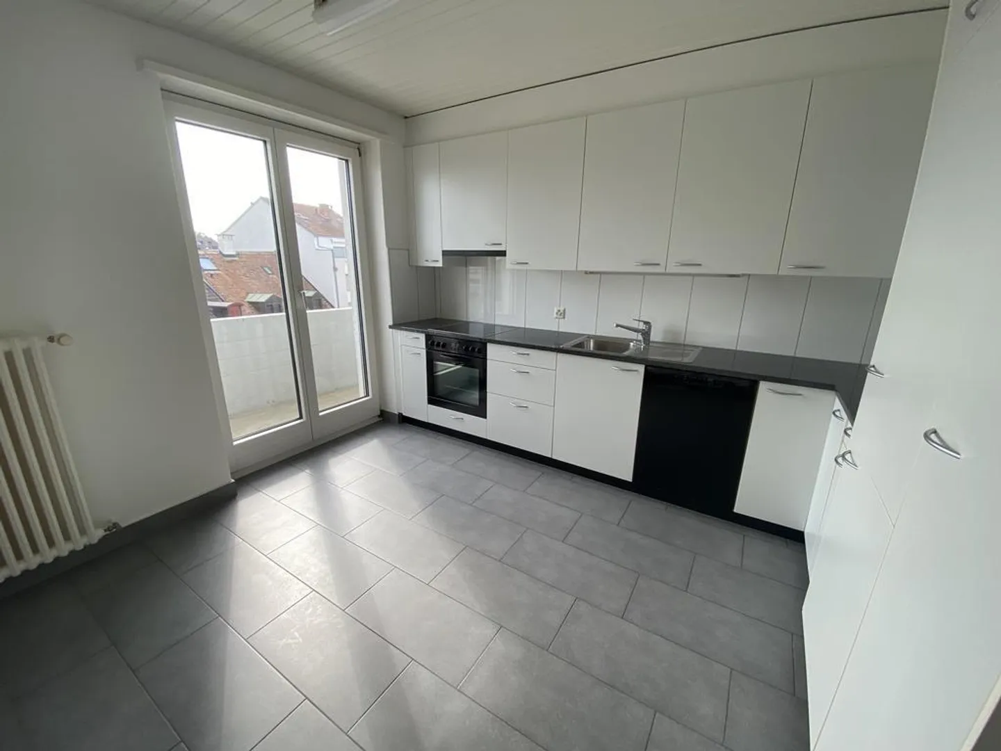 Helle 3-Zimmerwohnung in Basel - Foto 2 von 7