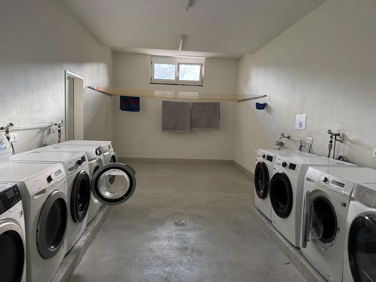 Appartamento Familiare Unico in una Posizione Centrale e Tranquilla - Foto 11 di 14