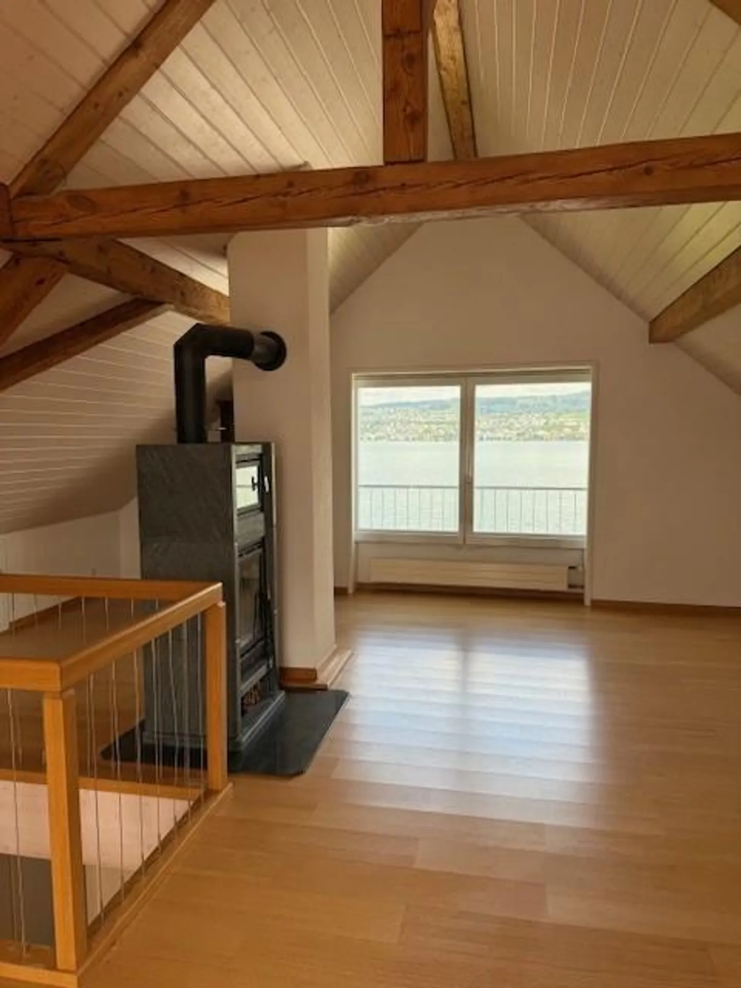 Charmante maisonette de 4 pièces avec vue sur le lac à Horgen - Photo 3 sur 7