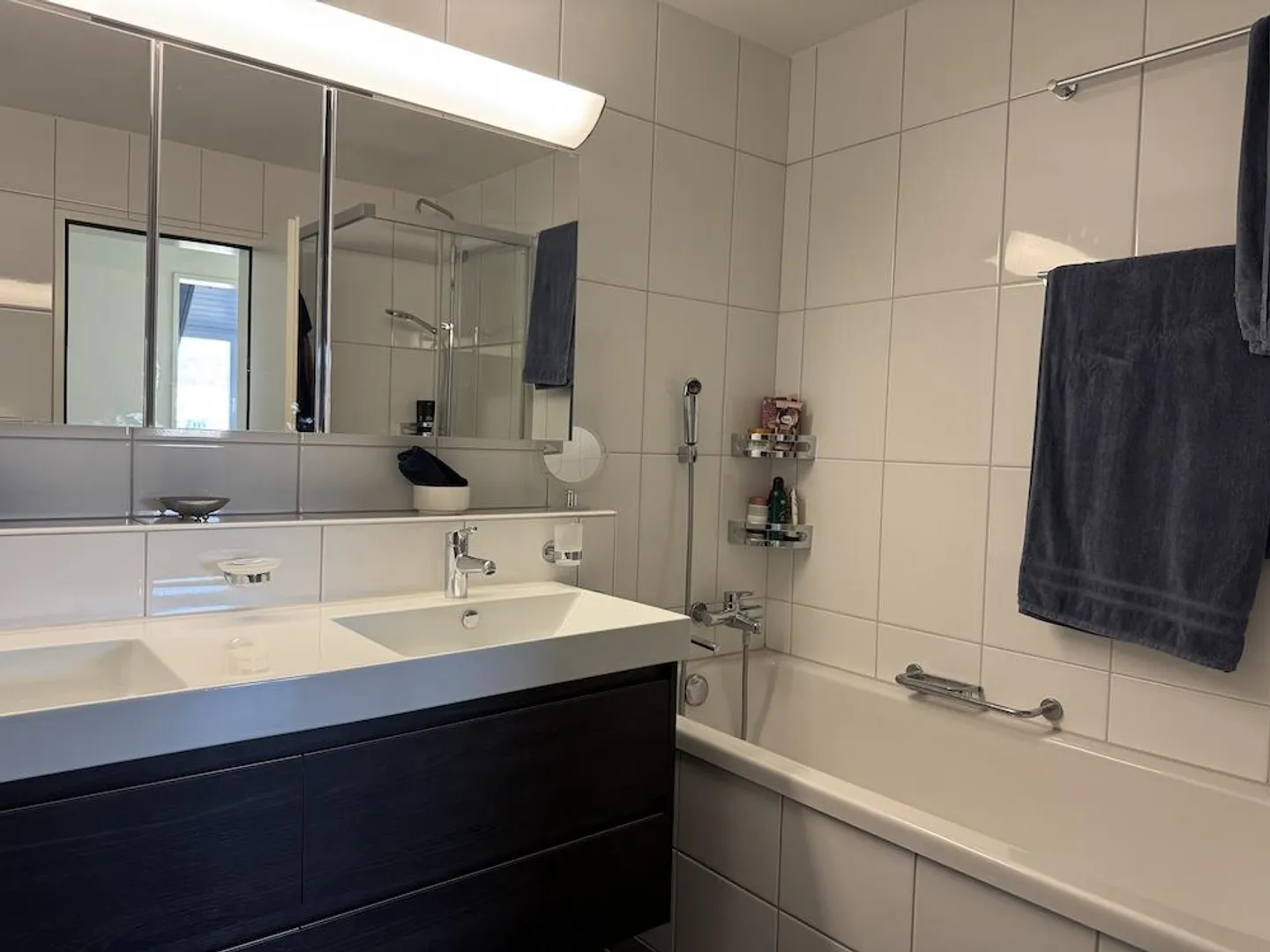 Appartamento Familiare Unico in una Posizione Centrale e Tranquilla - Foto 8 di 14