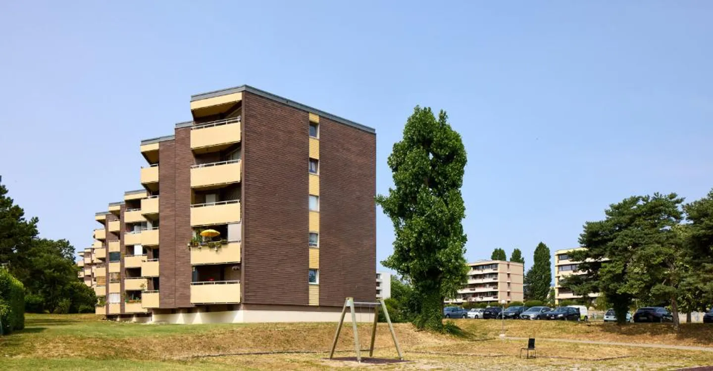 Appartement Charmant dans un Quartier Verdoyant - Photo 3 sur 3