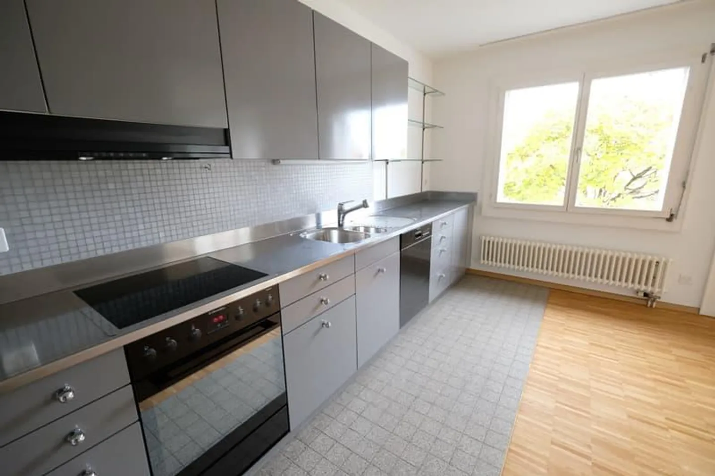 Spacious 3.5-room apartment in the green - Photo 6 of 11