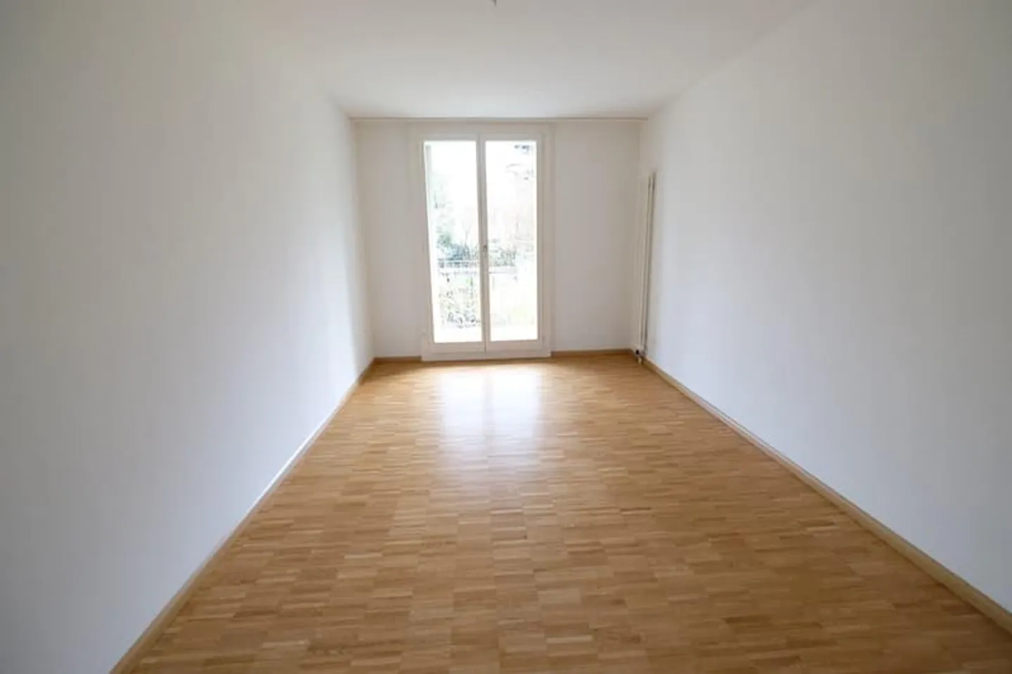 Spacious 3.5-room apartment in the green - Photo 8 of 11