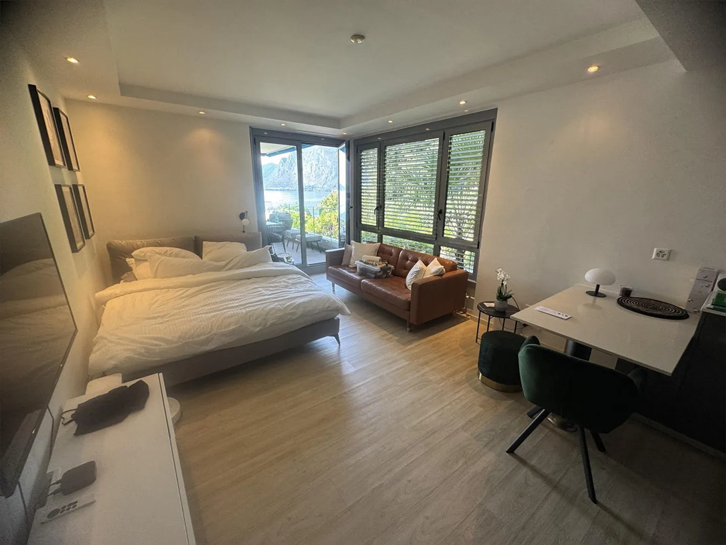 Splendido bilocale (1.5 locali) da sogno sul Lago di Lugano – Cercasi subentrante o affitto mensile! - Foto 7 di 8