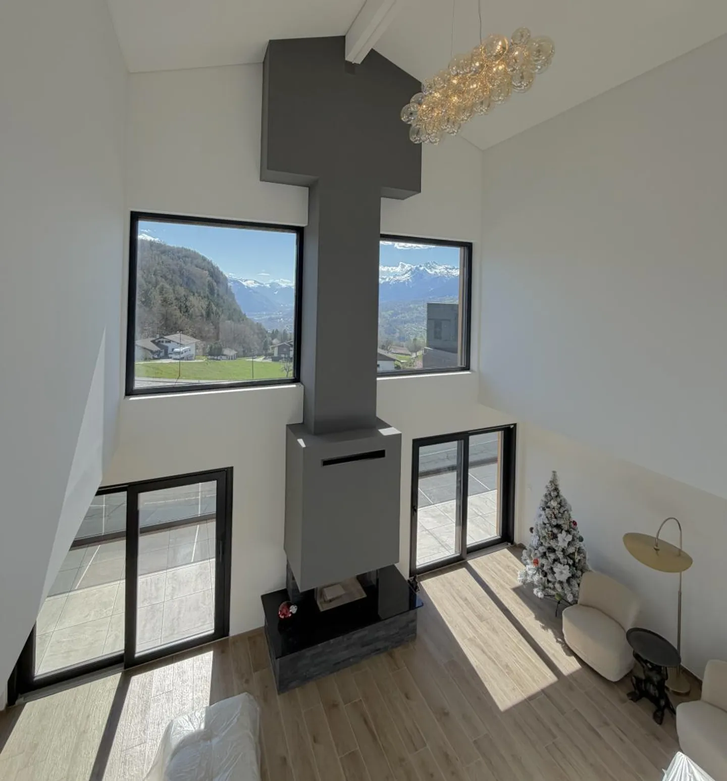 Chalet 6.5 rooms - Photo 2 of 13