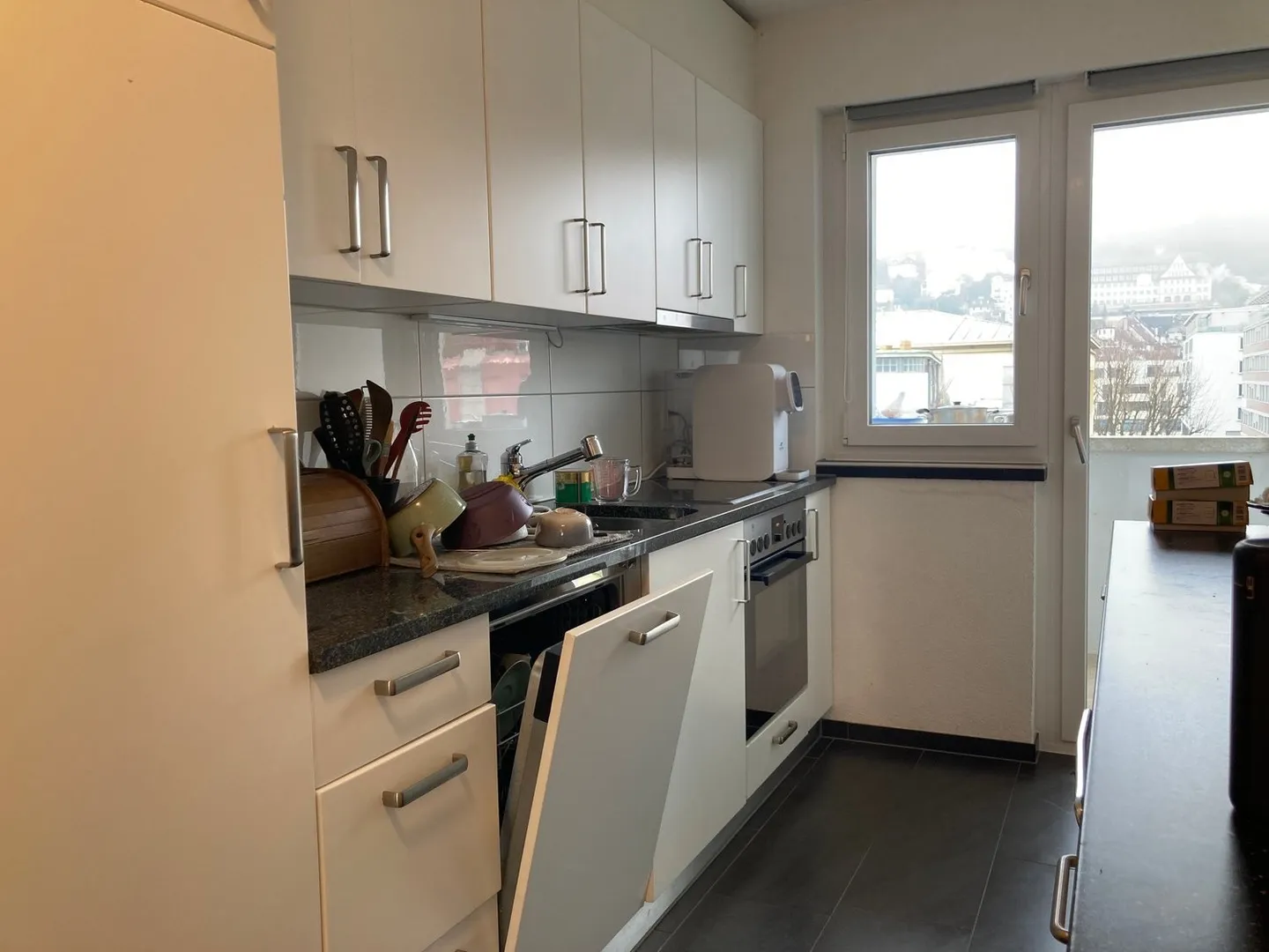 Appartamento 3.5 locali con balcone e ascensore a Bienne - Foto 2 di 6