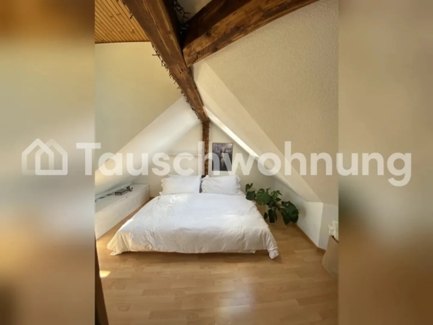 Bright attic apartment with large terrace - Photo 5 of 8